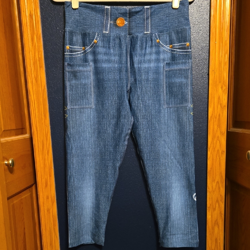 INKnBURN Blue Capris